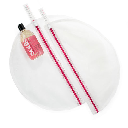 Soak + Eco Wash Bag Gift Set